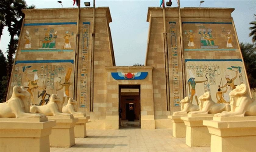 Tagesausflug zum Pharaonischen Dorf ab Kairo