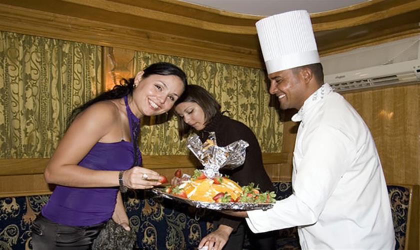 4 Stunde romantisches Abendessen Kreuzfahrt in Sharm el Sheikh