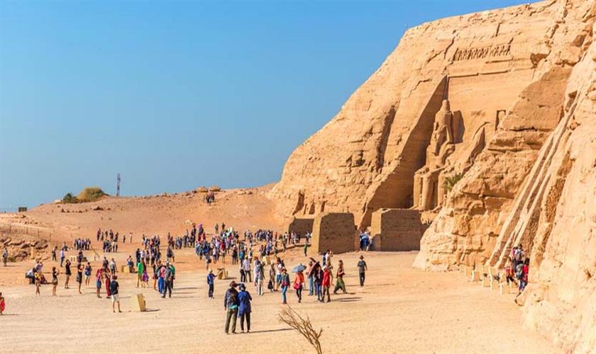 Begutachten Sie die beeindruckenden Tempel von Abu Simbel