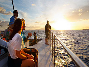 Katamaran Sunset-Cruise