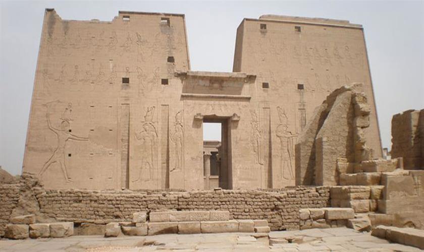 Luxor und Abu Simbel Fahrt von EL Gouna