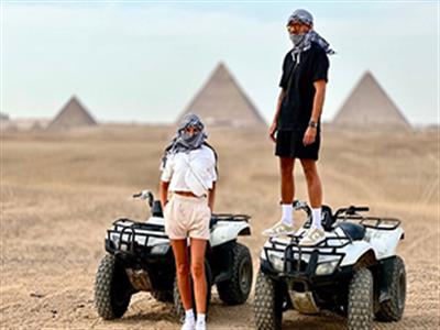 Kairo: Pyramiden von Gizeh Quad-Abenteuer mit Kamelritt